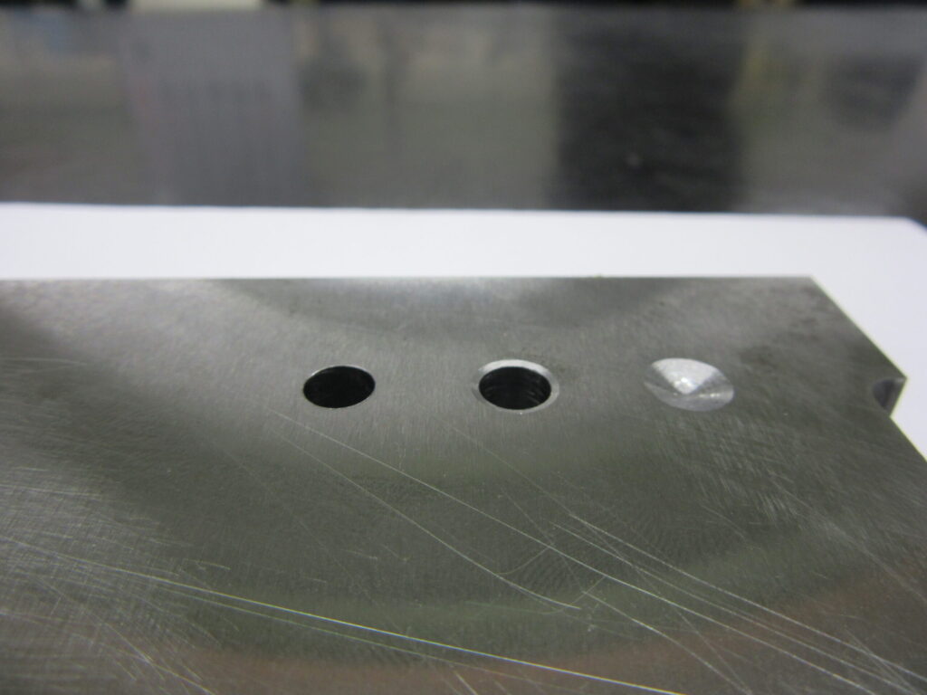 Reduce the number of steps by one-third using just a single drill bit across three processes! Achieve high-precision hole machining with H7 tolerances! MOLDINO High-Hardness Carbide OH Non-Step Borer H NSBH-ATH